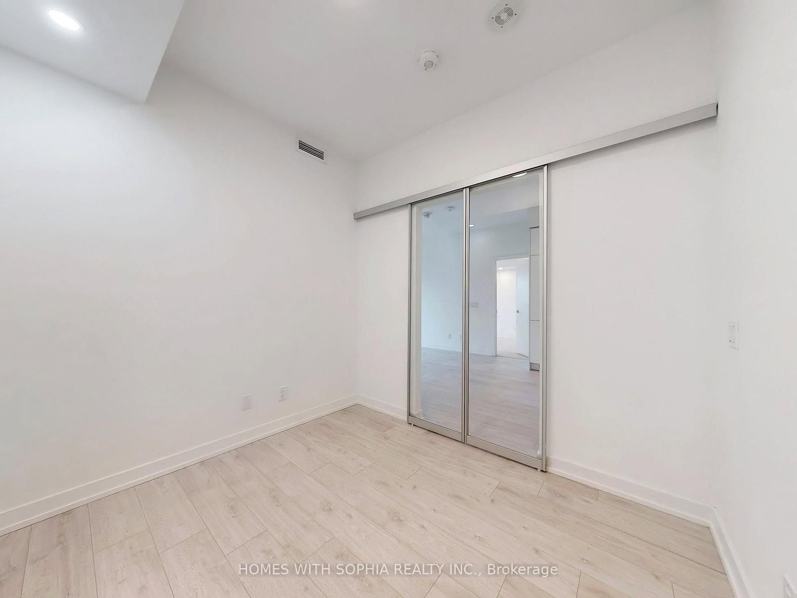 181 Sheppard Avenue E, Unit 702 - Photo 45