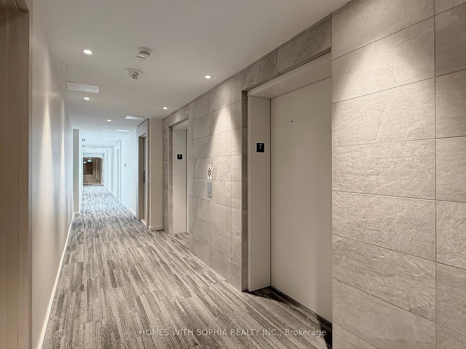 181 Sheppard Avenue E, Unit 702 - Photo 49