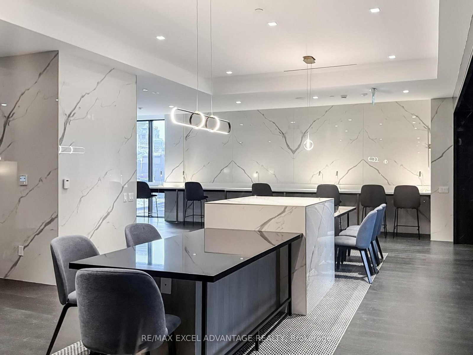 8 Wellesley Street W, Unit 5105 - Photo 15