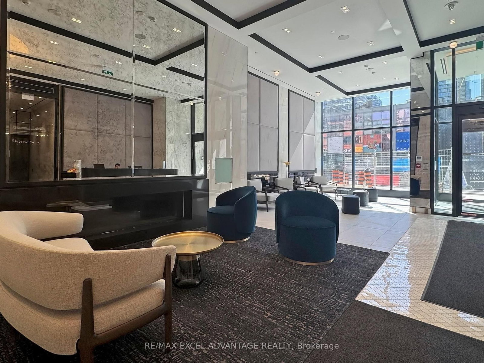 8 Wellesley Street W, Unit 5105 - Photo 21