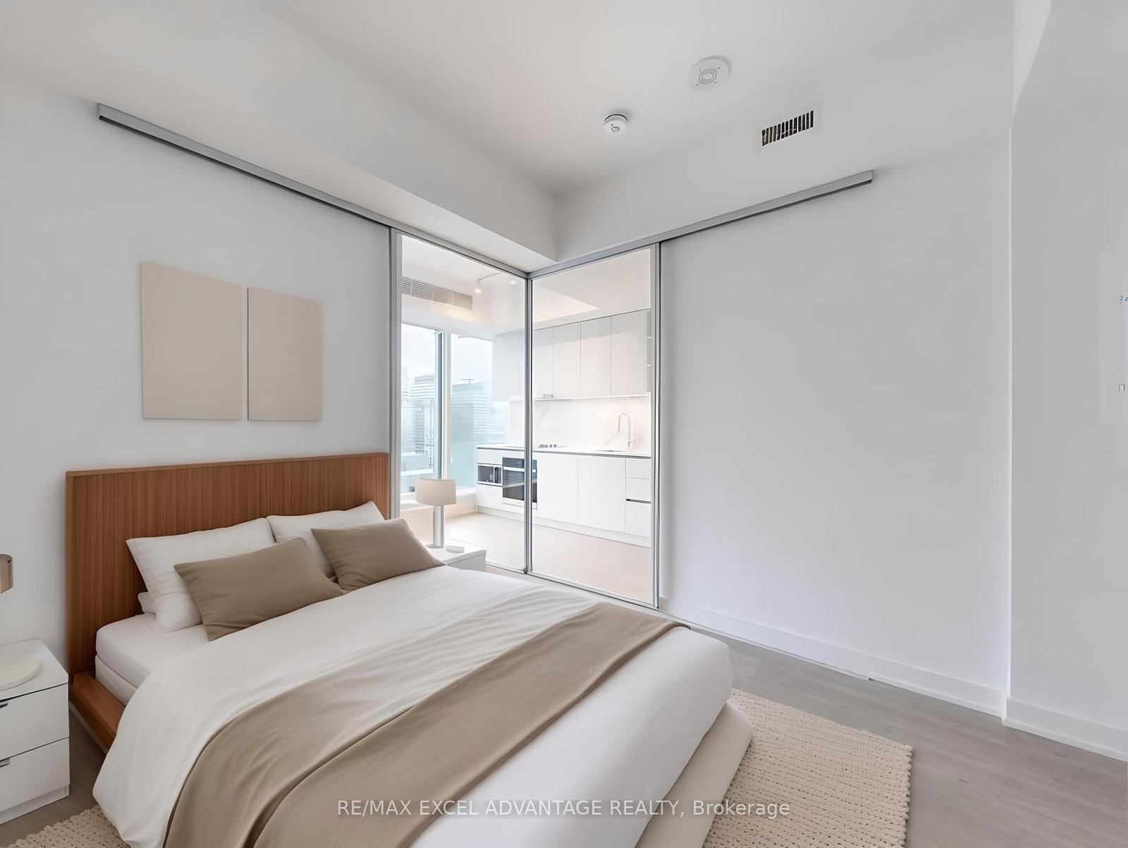 8 Wellesley Street W, Unit 5105 - Photo 6