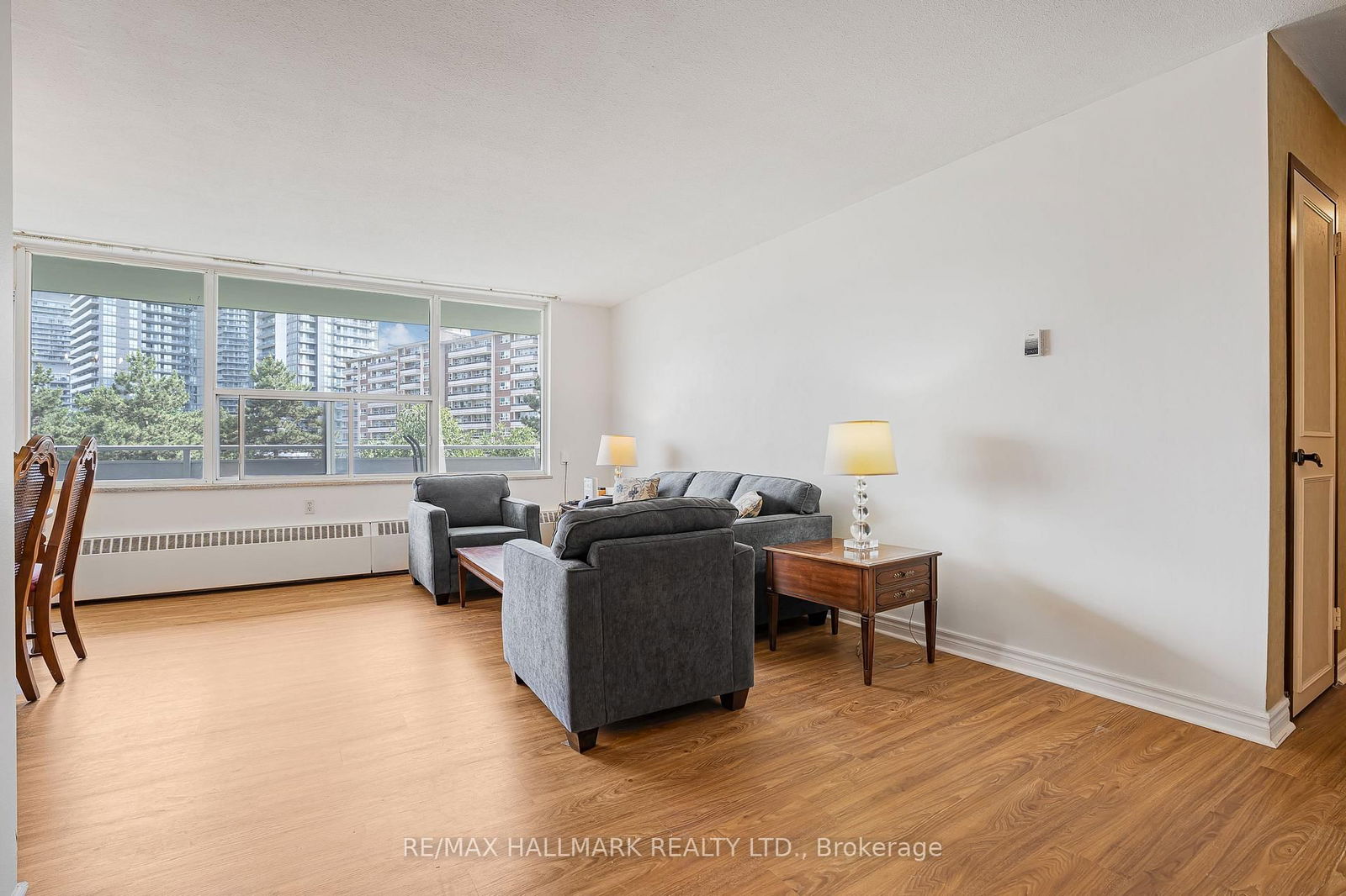 Condo for lease at 512-10 Parkway Forest Drive, Toronto, Ontario, M2J 1L3 - Henry Farm - MLS: C12251594