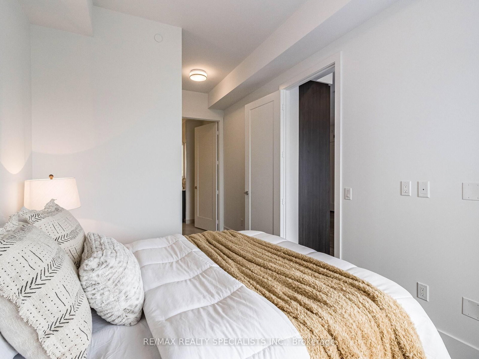 480 Front Street W, Unit 1903 - Photo 20