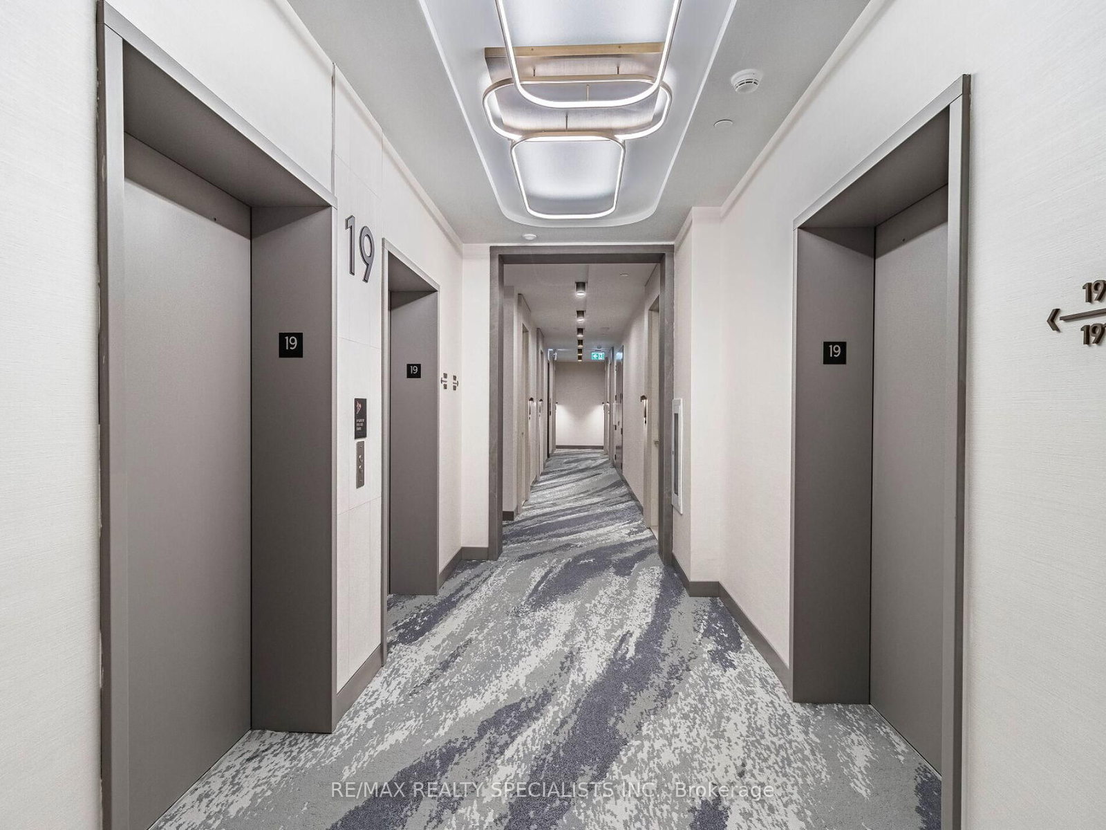 480 Front Street W, Unit 1903 - Photo 34