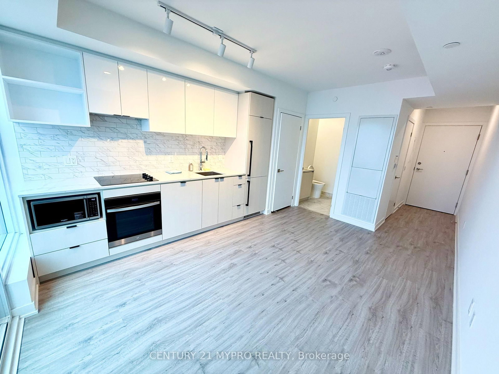 252 Church Street, Unit 5102 - Photo 8