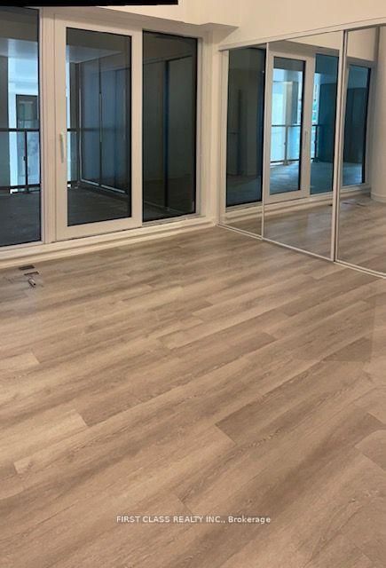 238 Simcoe Street W, Unit 607 - Photo 5