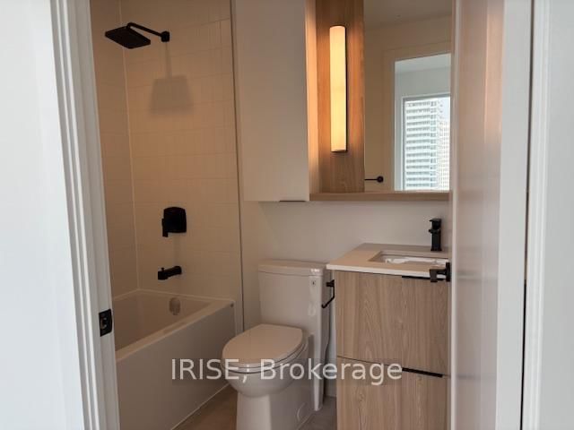 5 Defries Street, Unit 1508 - Photo 12