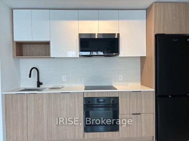 5 Defries Street, Unit 1508 - Photo 6