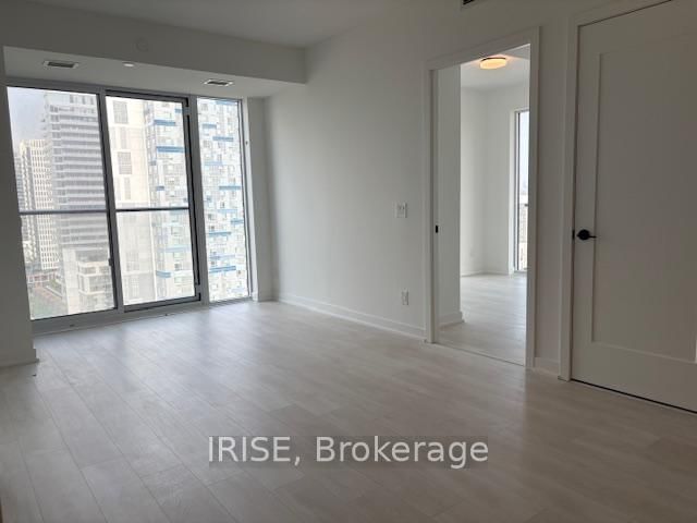 5 Defries Street, Unit 1508 - Photo 8