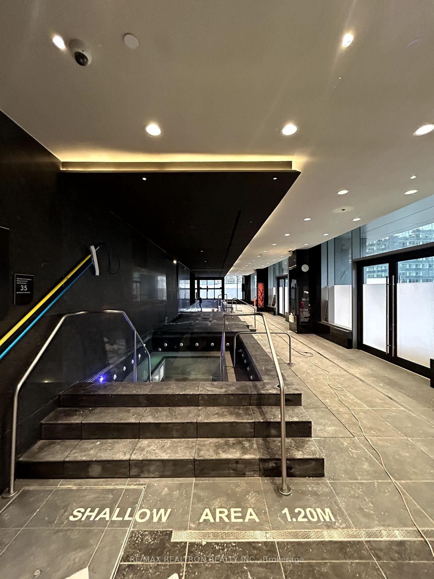 11 Yorkville Avenue, Unit 5804 - Photo 27