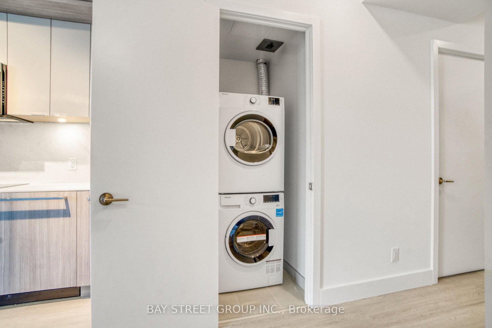 6 Greenbriar Road, Unit 501 - Photo 20