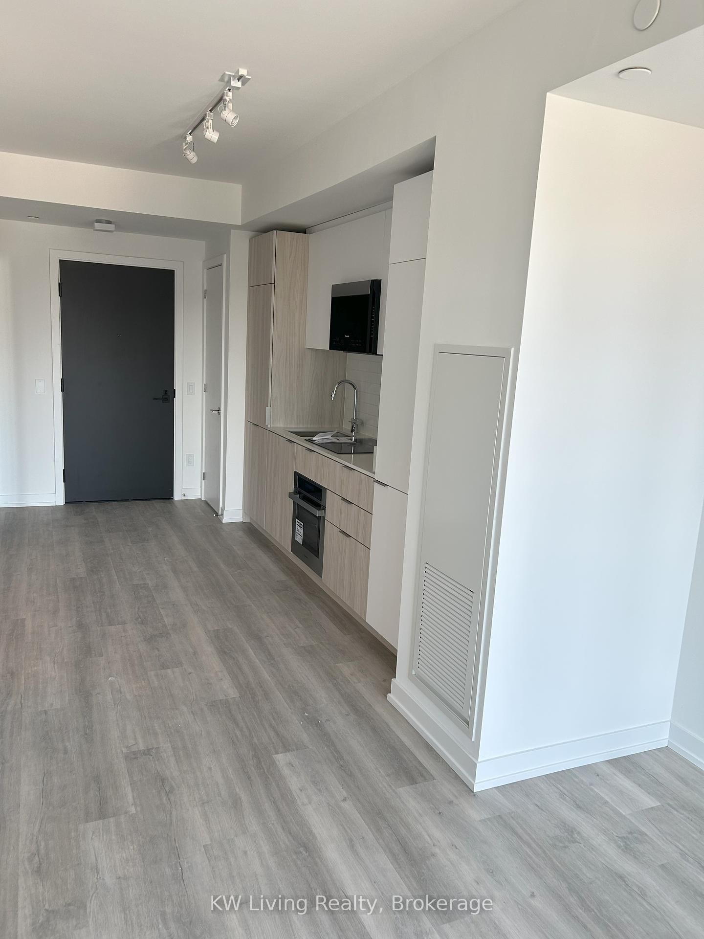 28 Eastern Avenue, Unit 1012 - Photo 3