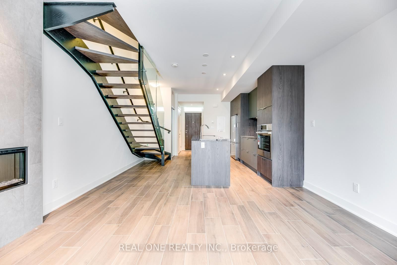 42 Sonic Way - Photo 12