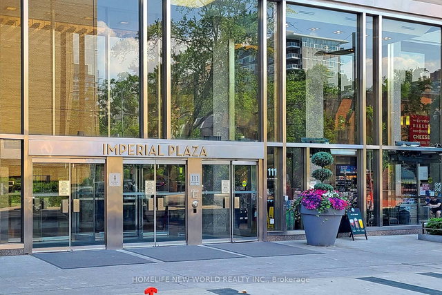 1024 - 111 St Clair Avenue W