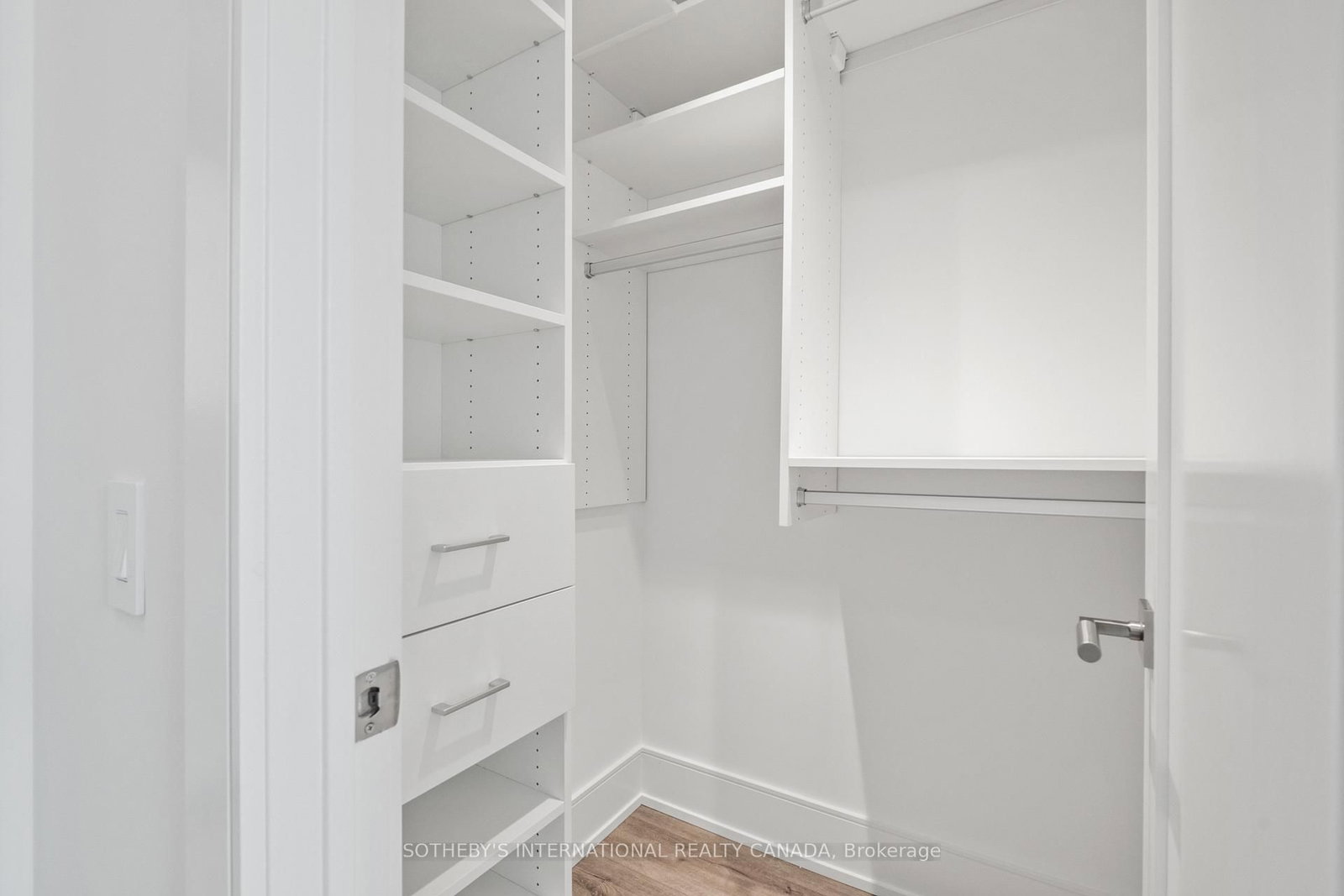 155 Merchants' Wharf, Unit 1124 - Photo 28