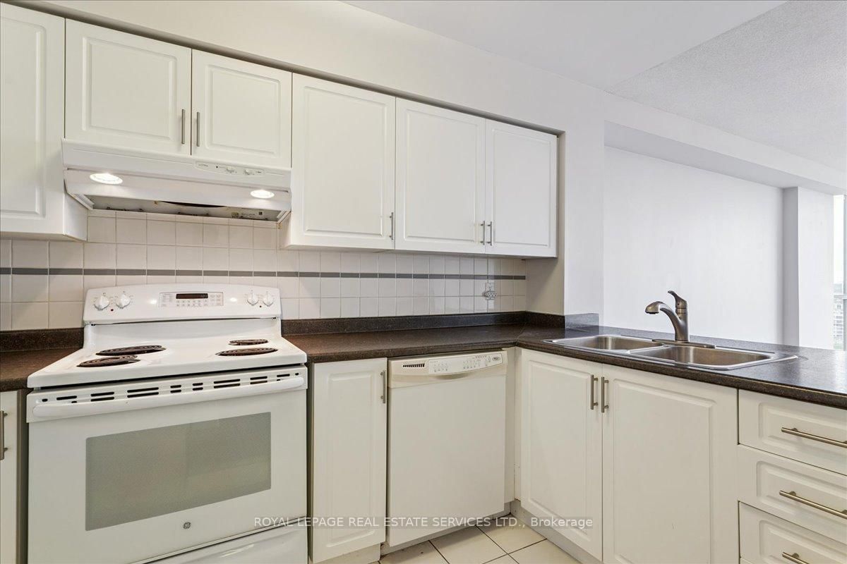 298 Jarvis Street, Unit LP04 - Photo 11