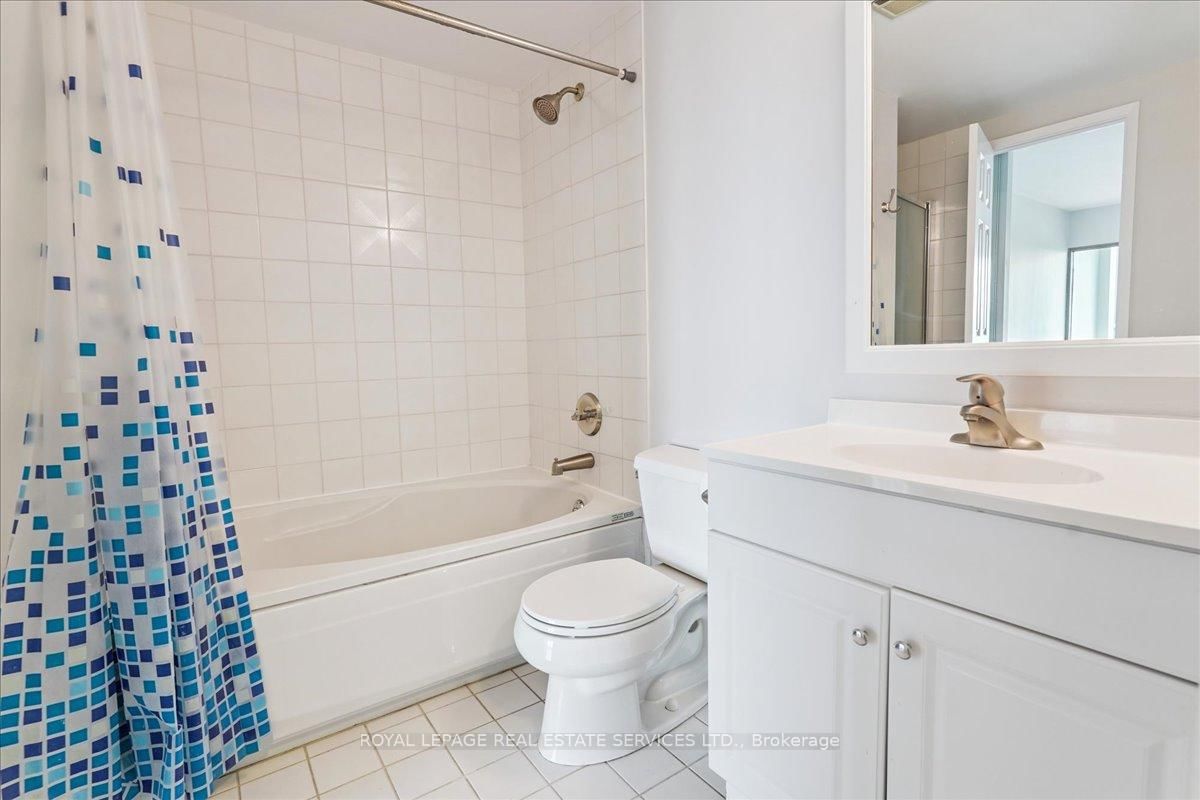 298 Jarvis Street, Unit LP04 - Photo 18