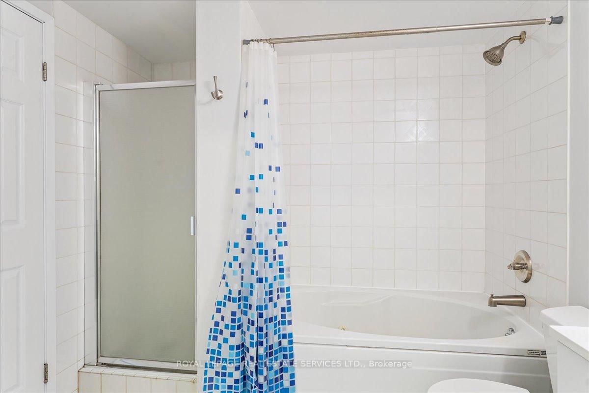 298 Jarvis Street, Unit LP04 - Photo 19