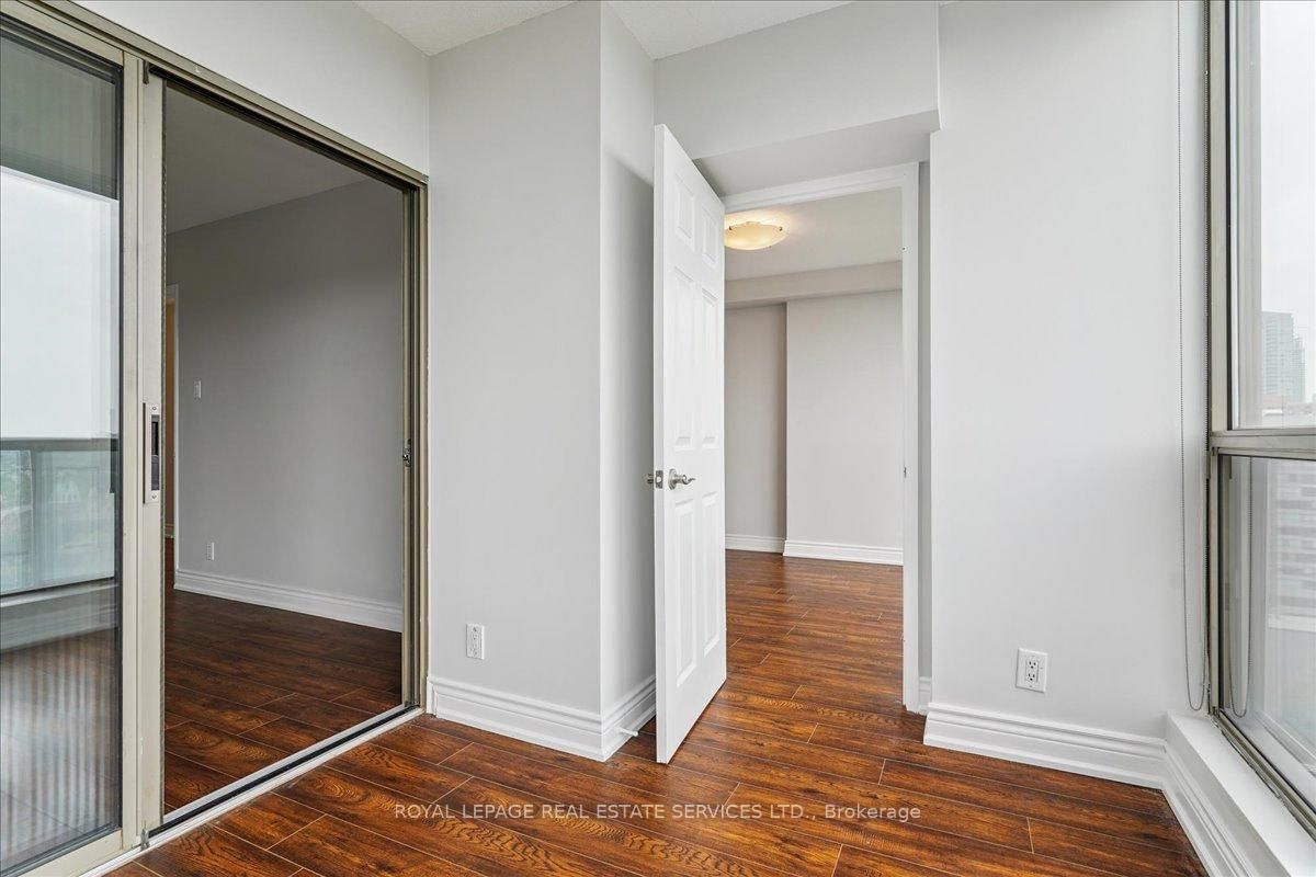 298 Jarvis Street, Unit LP04 - Photo 24