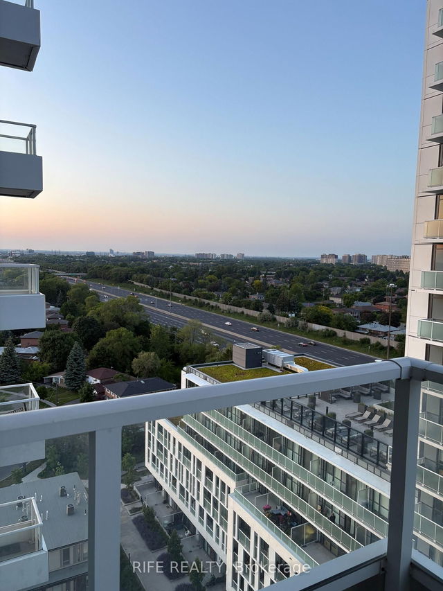 1610 - 180 Fairview Mall Drive