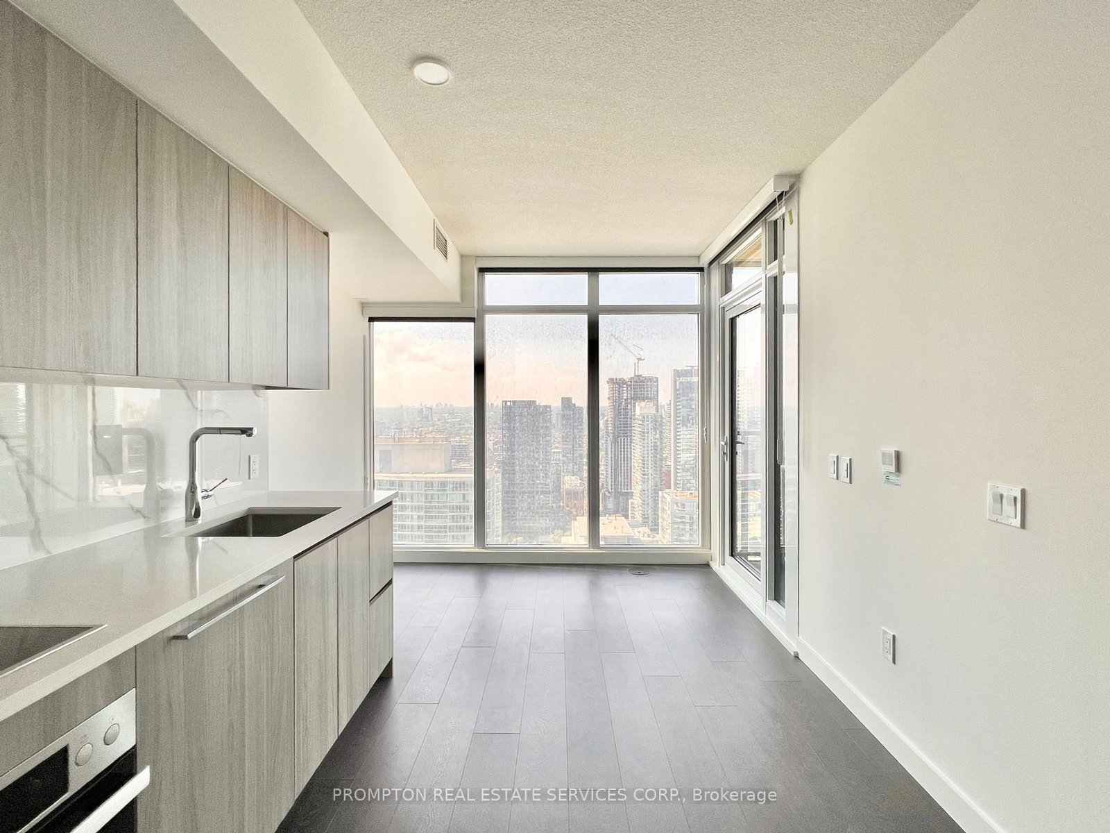 1 Concord Cityplace Way, Unit 5515 - Photo 3