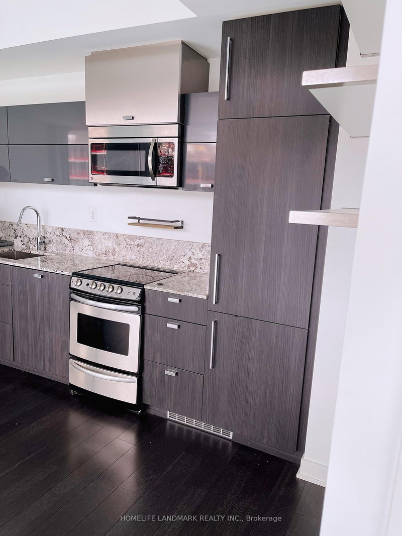 901 - 290 Adelaide St W, Toronto, M5V 0P3 | Image 2