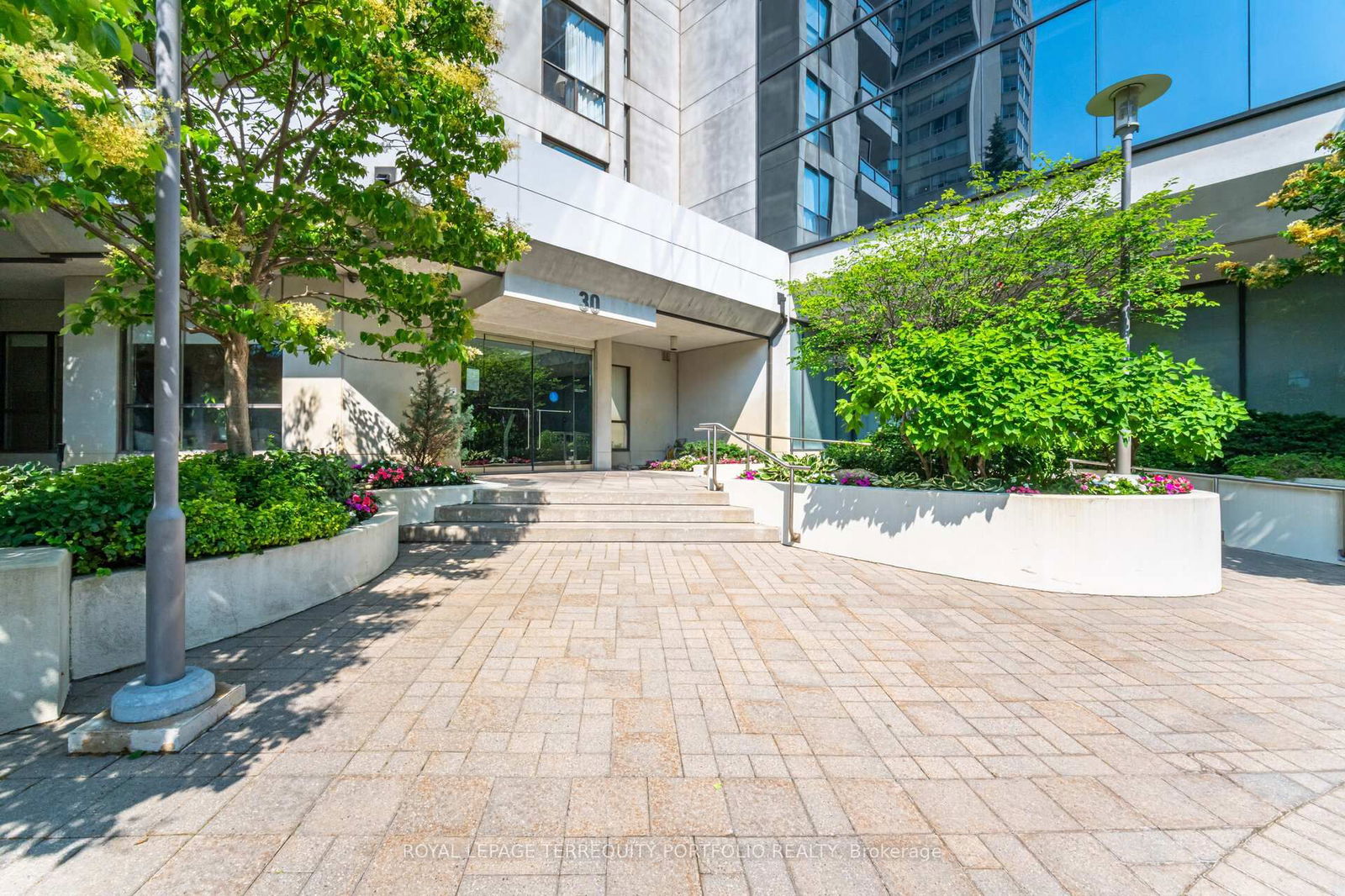 Condo for sale at 206-30 Holly Street, Toronto, Ontario, M4S 3C2 - Mount Pleasant West - MLS: C12262962