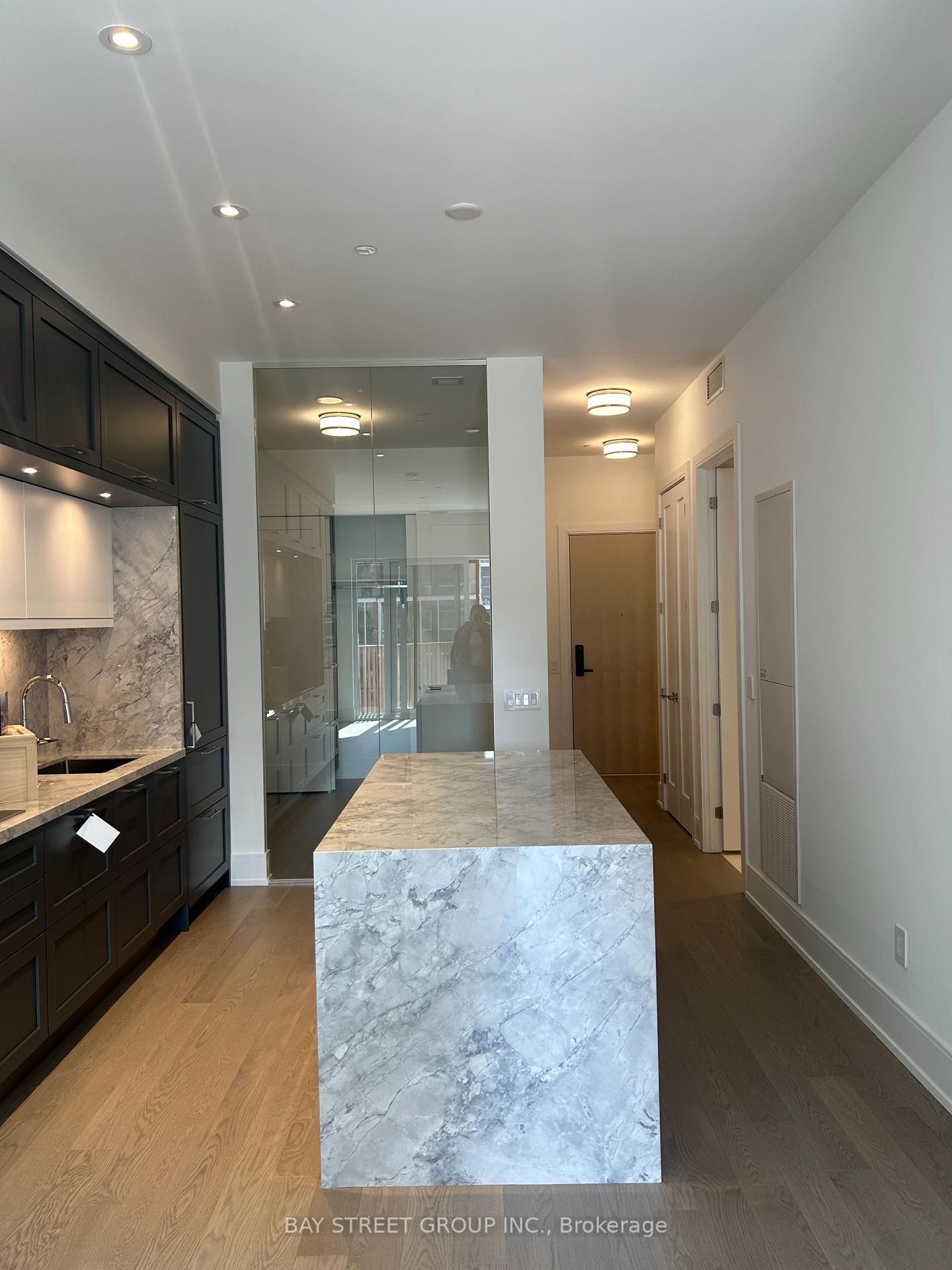 155 Merchants' Wharf, Unit 624 - Photo 4