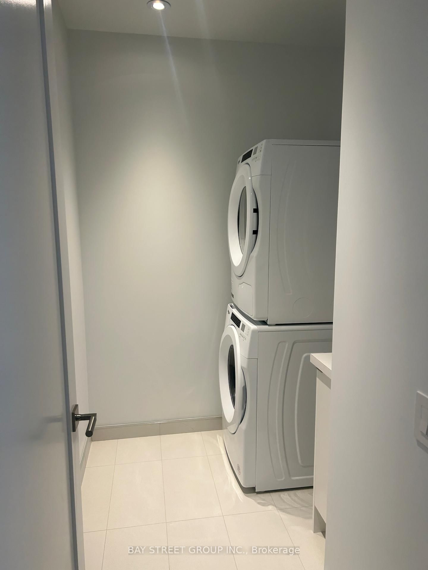 155 Merchants' Wharf, Unit 624 - Photo 6