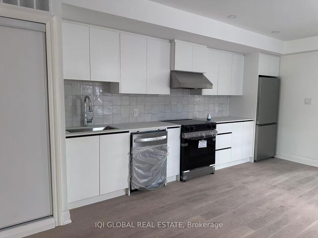 UpperFloor - 475 Ossington Avenue