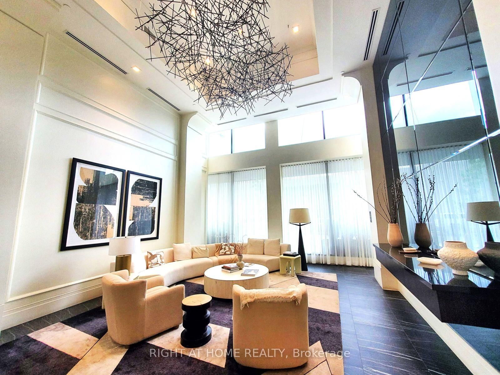 33 Frederick Todd Way, Unit 913 - Photo 2