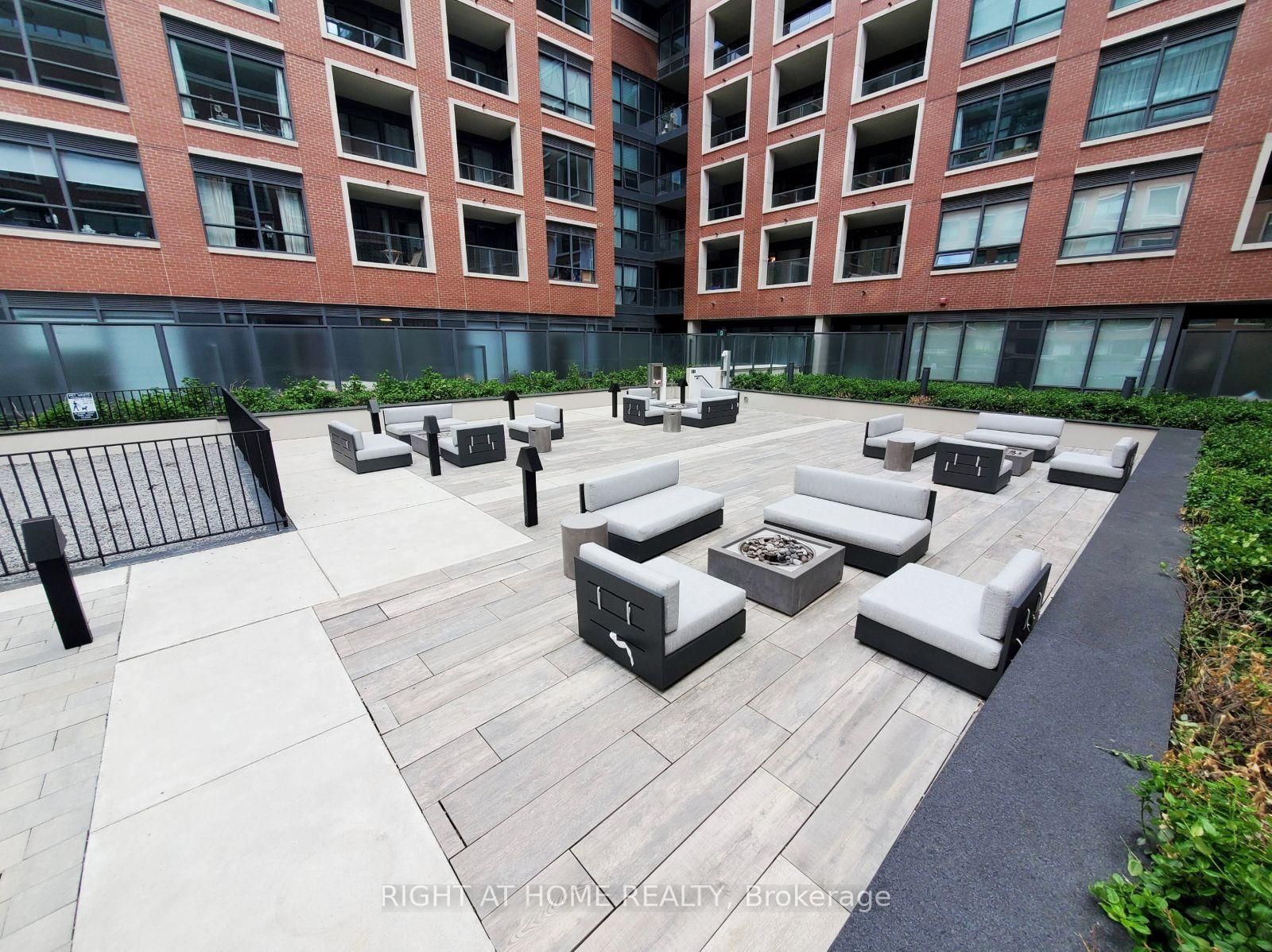 33 Frederick Todd Way, Unit 913 - Photo 8