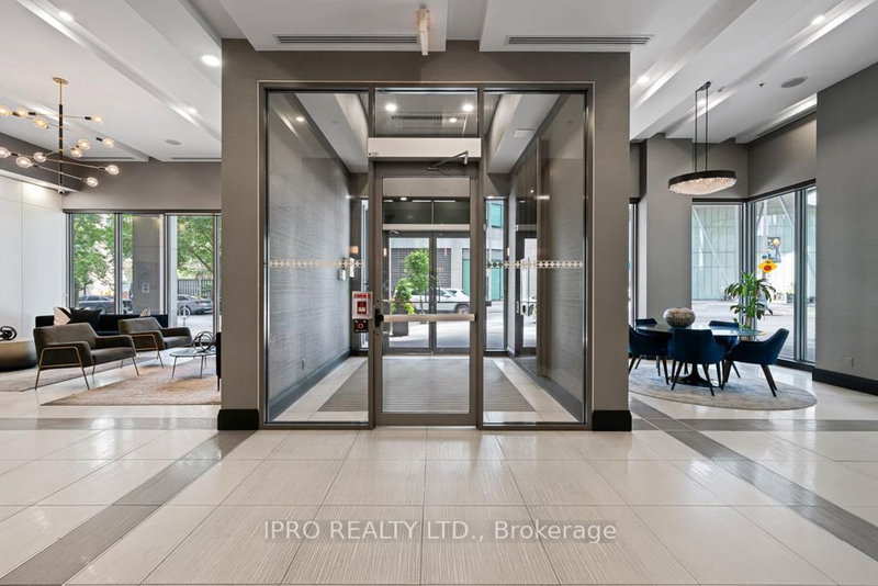 506 - 19 Grand Trunk Cres, Toronto, M5J 3A3 | Image 3