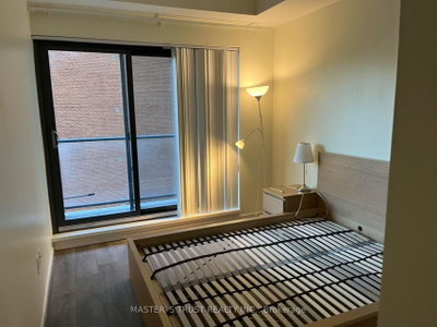 Unit 1005 — 159 Dundas Street E — more photos