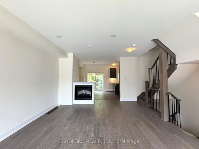 47 Kenneth Wood Crescent