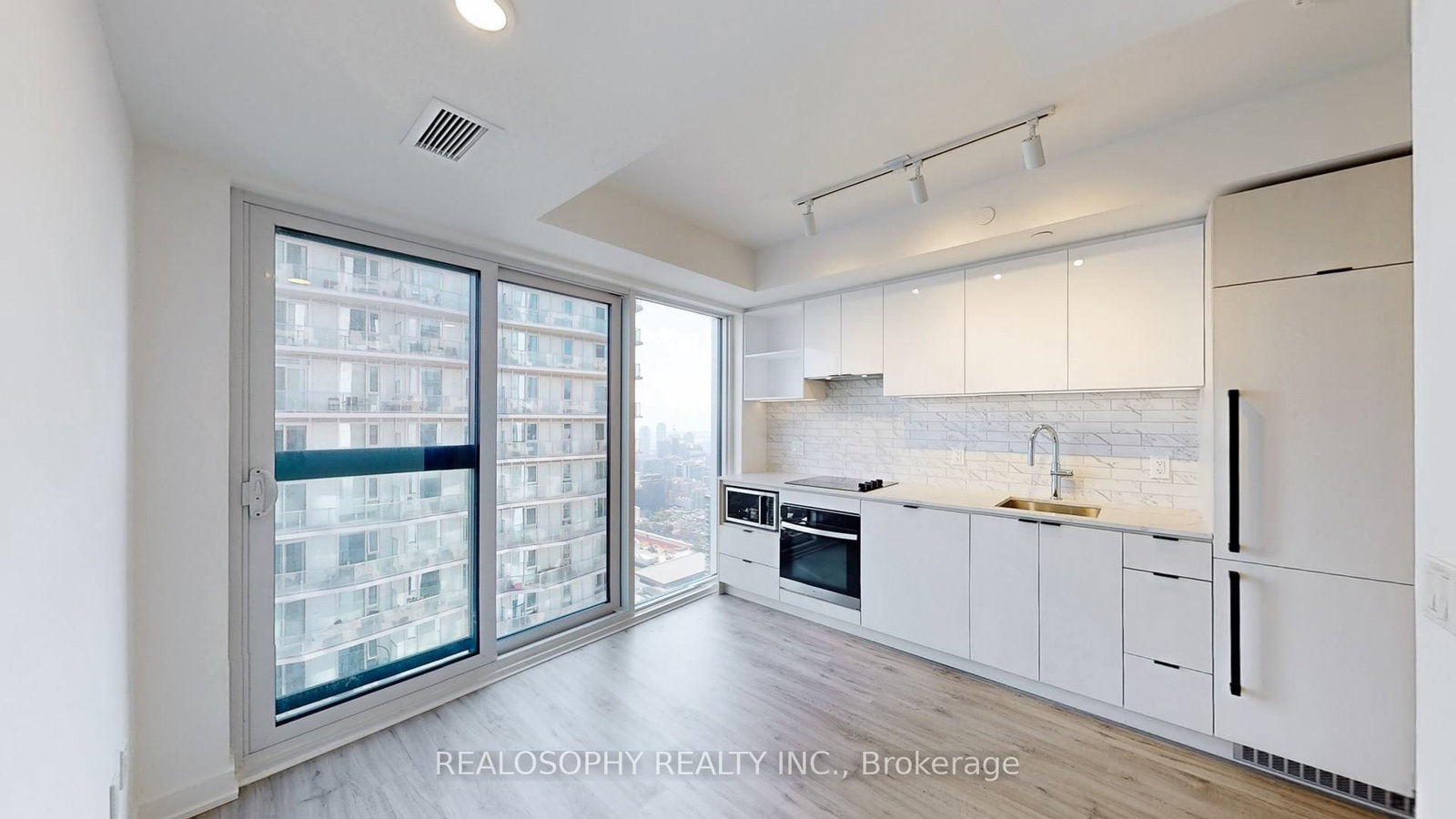 252 Church Street, Unit 5207 - Photo 11