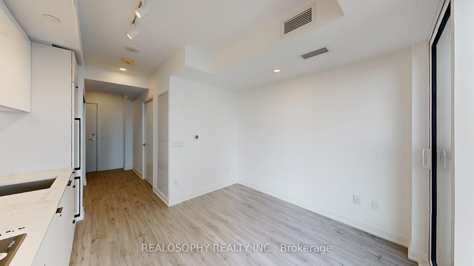 252 Church Street, Unit 5207 - Photo 8