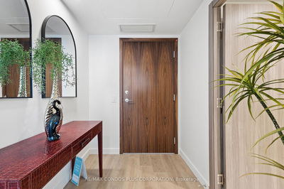 Unit 810 — 38 Widmer St, Toronto - Waterfront Communities C1 image-0-4