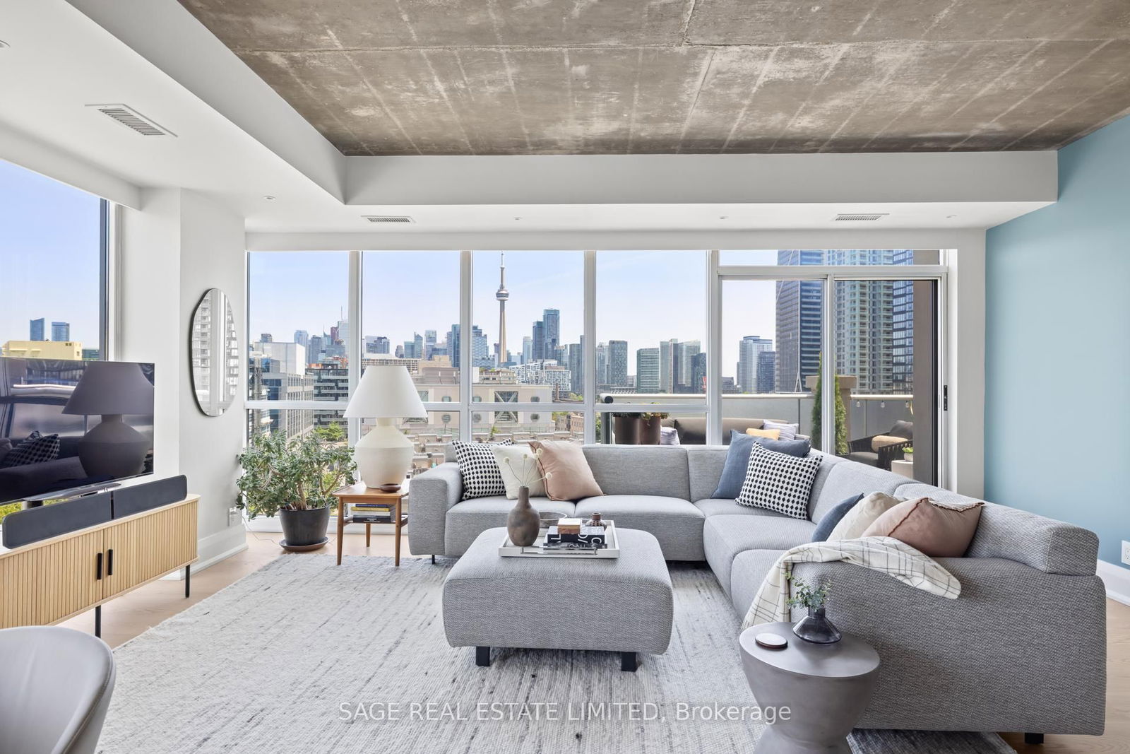 Condo for sale at 912-1 Shaw Street, Toronto, Ontario, M6K 0A1 - Niagara - MLS: C12269991