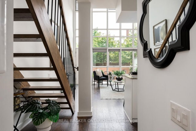 101 - 5 Hanna Avenue