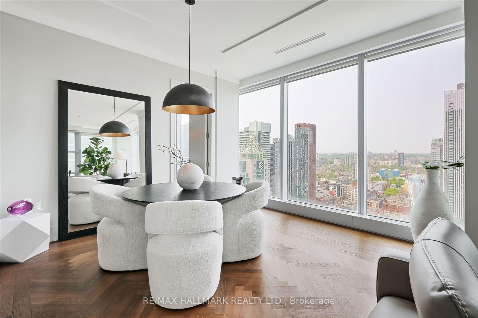 Condo for sale at 3303-183 Wellington Street, Toronto, Ontario, M5V 0A1 - Waterfront Communities C1 - MLS: C12270439