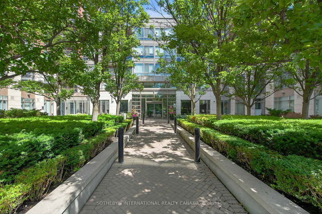 405W - 500 Queens Quay W