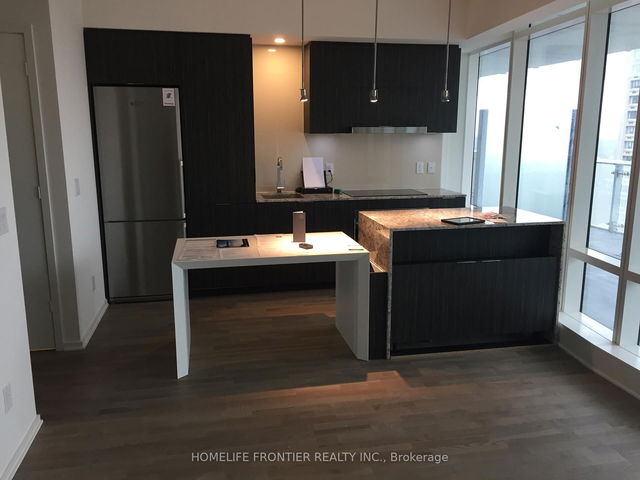 2802 - 1 Bloor Street E E