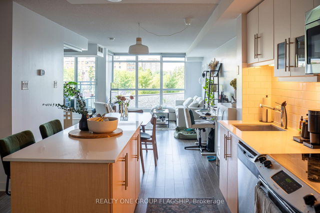 411 - 1171 Queen Street W