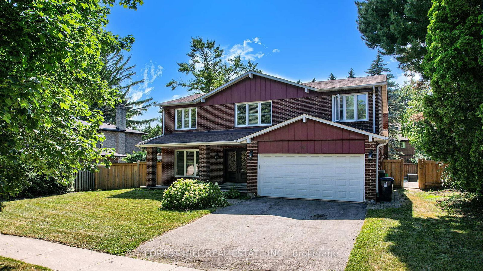 Detached House for sale at 162 Banbury Road, Toronto, Ontario, M3B 2L8 - Banbury-Don Mills - MLS: C12272109