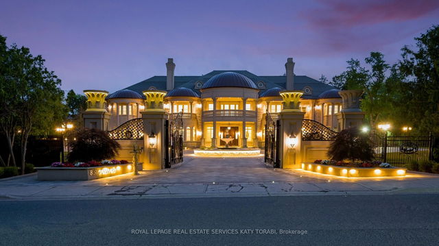 8 High Point Road W