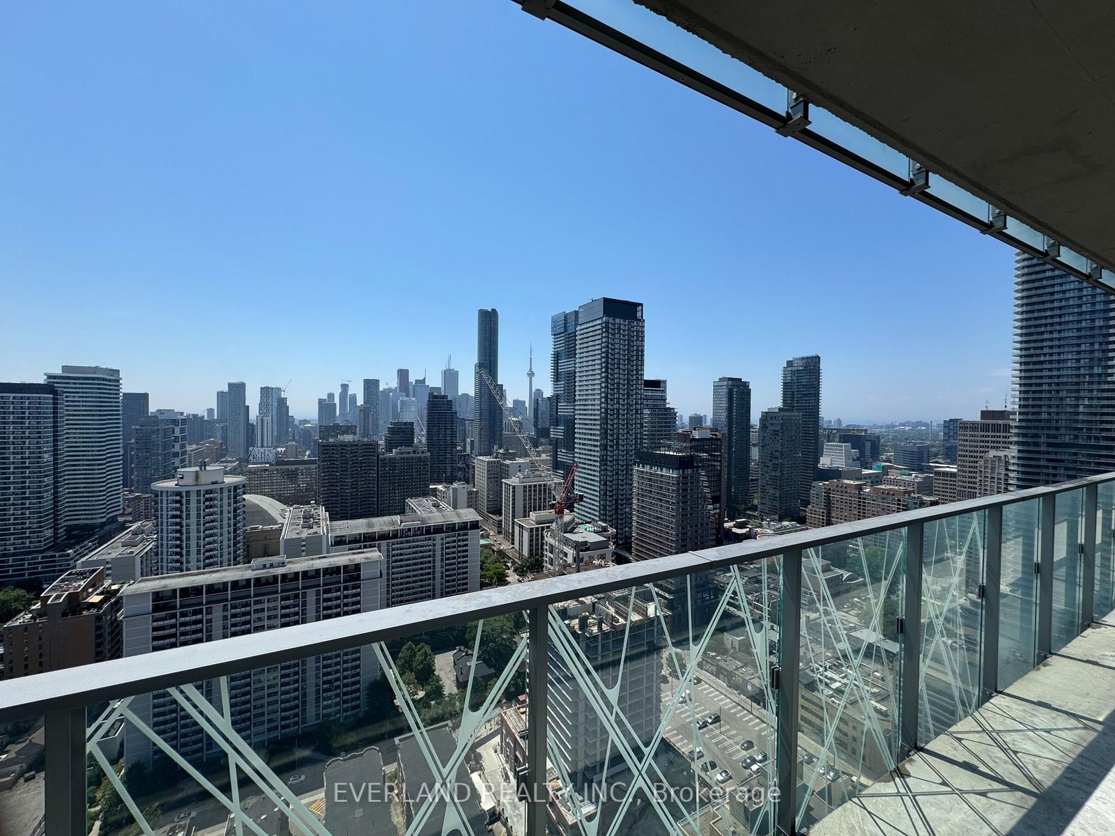 50 Wellesley Street E, Unit LPH 08 - Photo 10