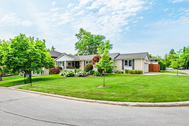 18 Tetbury Cres, Toronto, M3A 3G3 | Image 2