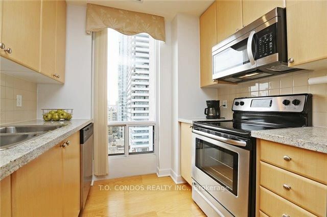 1110 - 85 Bloor St E, Toronto, M4W 3T3 | Image 2