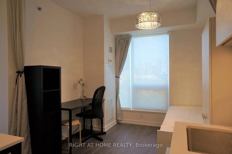 909 - 203 College St, Toronto, M5T 1P9 | Image 3